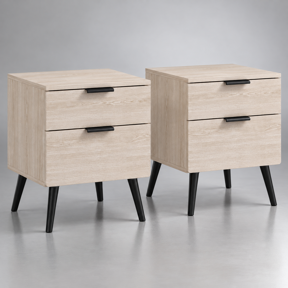 Lot de deux tables de chevet effet chêne à deux tiroirs sur fond argenté
