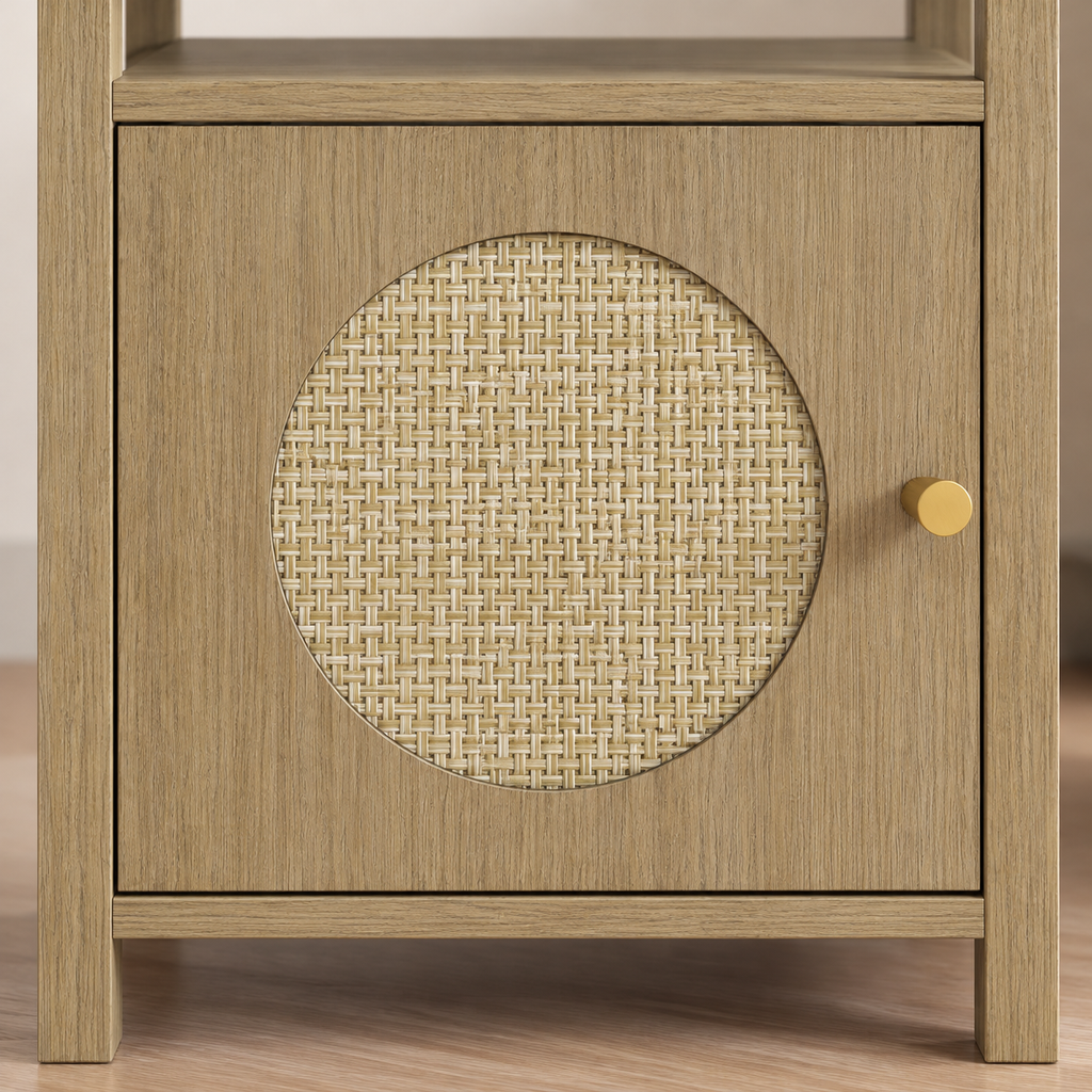 Détail du motif rond tressé synthétique de la porte.