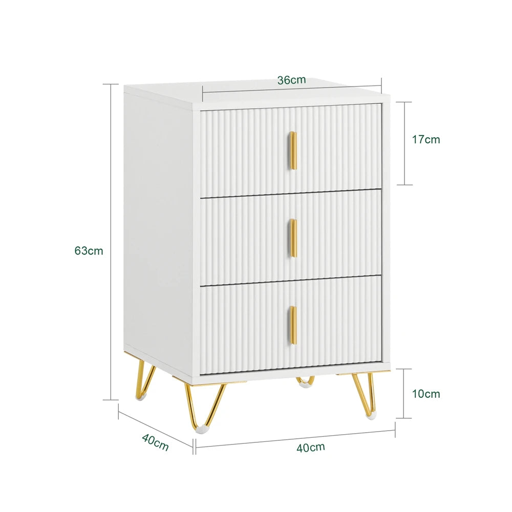 Table de chevet 3 tiroirs avec pieds dorés – 63 cm